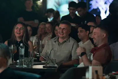 Amir Gurbanov stand-up at SHAMAN Phuket — photo 12 of 46