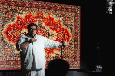 Amir Gurbanov stand-up at SHAMAN Phuket — photo 18 of 46