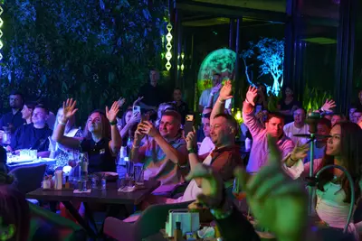 Amir Gurbanov stand-up at SHAMAN Phuket — photo 46 of 46