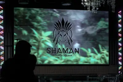 Mark Sergienko stand-up at SHAMAN Phuket — photo 18 of 62