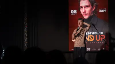 Mark Sergienko stand-up at SHAMAN Phuket — photo 48 of 62