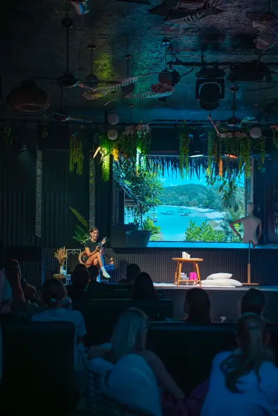 Спектакль «Любовь в конвертах: Цветаева & Пастернак» в SHAMAN Phuket — фото 1 из 21